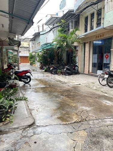 HẺM 5M, DT 75M2 SỬ DỤNG NGAY CV LÃNH BINH THĂNG QUẬN 11, KO QUY HOẠCH
