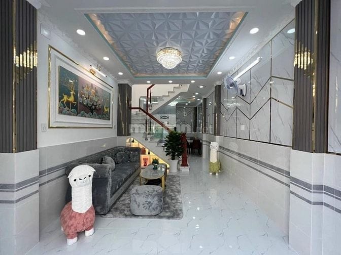 RA NHANH BÁN GẤP CĂN NHÀ Đ HOÀNG DIỆU, PHÚ NHUẬN.GẦN TRƯỜNG NGÔ TẤT TỐ