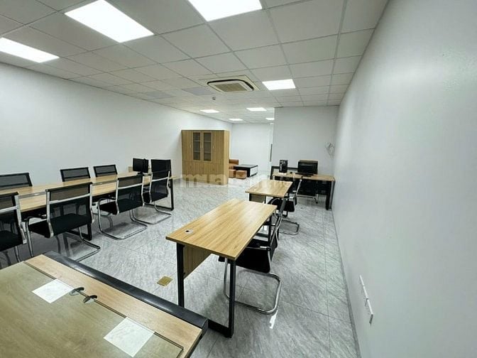 Cho Thuê văn phòng ,Võ Chi Công , Lạc Long Quân ,xuân La 80m2, 7t/th