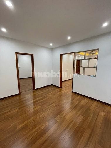 Cho thuê nhà tầng 2, ngõ 1 tập thể Khuất Duy Tiến, Thanh Xuân, 100 m2
