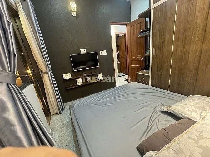Chính chủ cần sang nhà Lê Văn Sỹ P14-Q3 3Tỷ150/45m2 ( sổ đỏ riêng ) 
