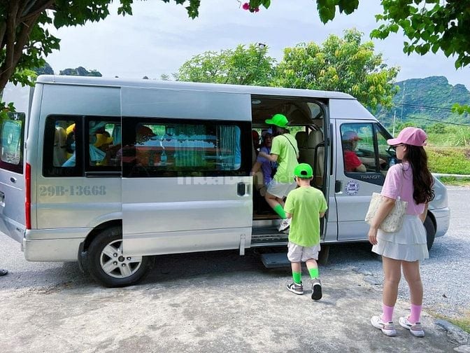 Tuyển lái xe du lịch bằng D tại Cầu Giấy Hà Nội