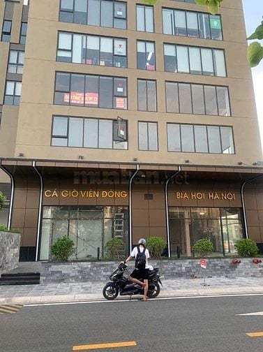 Cho thuê văn phòng tầng 3 view hồ Trung Văn đẹp- cạnh đường Tố hưu 5m 