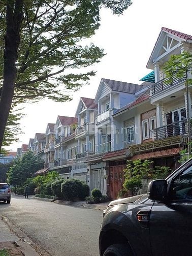 Bán biệt thự 468/ Phan Văn Trị, P.7, Gò Vấp: 8 x 15, giá 17,7 tỷ