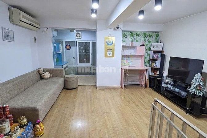 Cho thuê CCMN 3PN, 80m2,  11TR Q. CẦU GIẤY