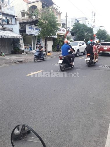 Cần cho thuê gấp nhà mặt tiền đường Phạm Thế Hiển giá 15 triệu
