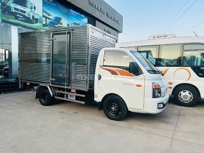Porter H150  Thùng kín 2025 - màu Trắng