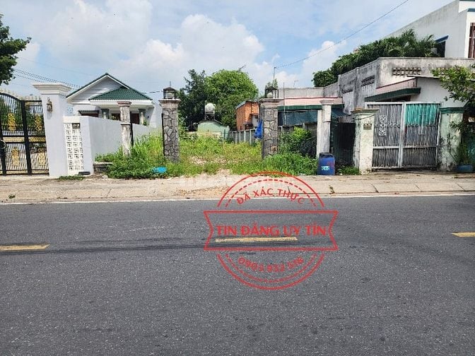 CẦN TIỀN BÁN GẤP LÔ ĐẤT CỦ CHI 240m2 GIÁ 580 TRIỆU, THỔ CƯ SỔ RIÊNG