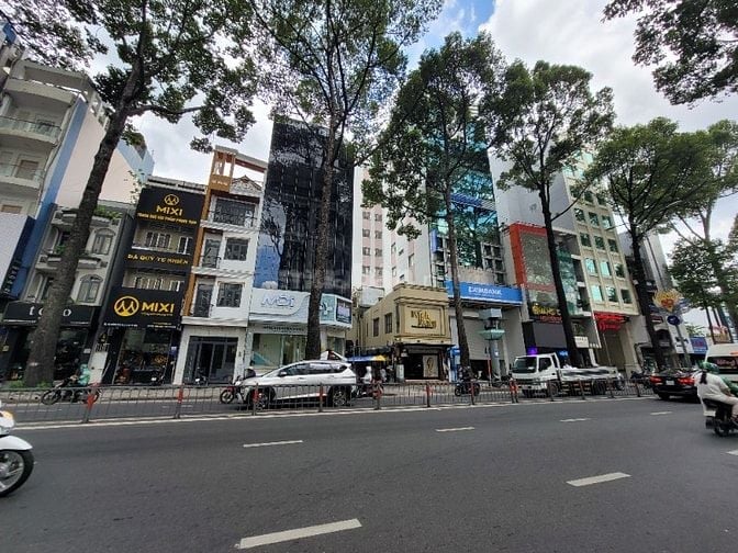 Building MT 3/2 P.1 Quận 10, DT 12×12m, Hầm 6Tầng, giá 116 tỷ