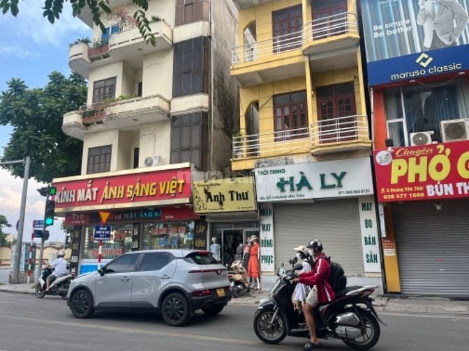 Bán Nhà Mặt phố, và mặt ngõ sau, sổ to nở hậu, kinh doanh đỉnh
