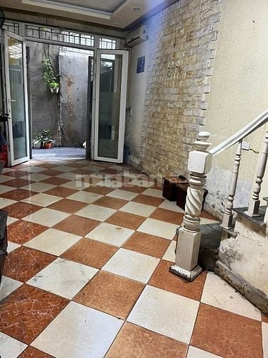 Bán nhà mặt phố hàng bạc 40 m 3 tầng 17,5 tỷ 