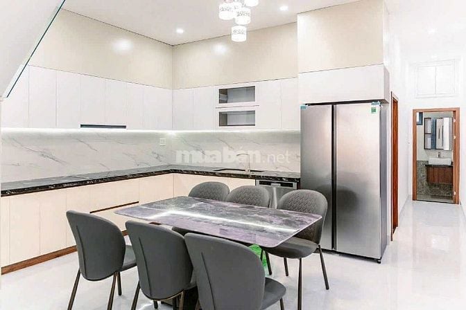 Bán nhà 3 tầng mới 100% mặt tiền Bùi Thiện Ngộ, Hòa Xuân, đường 7.5m