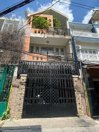 Cho thuê nhà nguyên căn 5.5x16m đường Tô Hiến Thành Phường 13 Quận 10