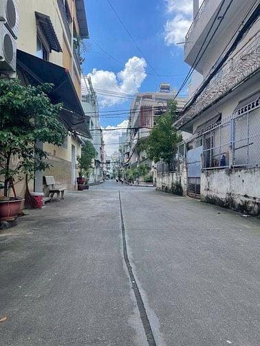 Bán Nhà 4 Tầng ( 8x16m) Đường Xe Tải Lạc Long Quân, P.10, Quận 11