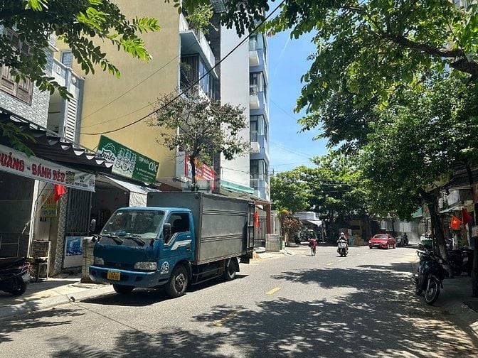 Bán Nhà C4 Mặt Tiền đường Phạm Cự Lượng, Sơn Trà Dt 51m2 – Giá 6,X Tỷ