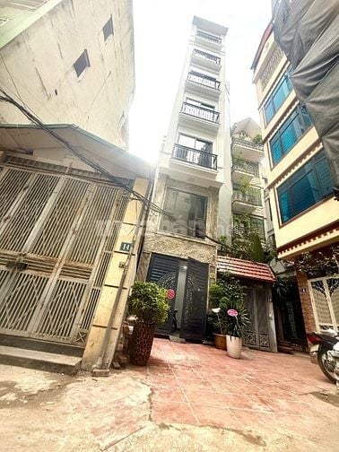 Cho thuê căn hộ tòa nhà 7 tầng ngõ 43 Lạc Long Quân Tây Hồ 