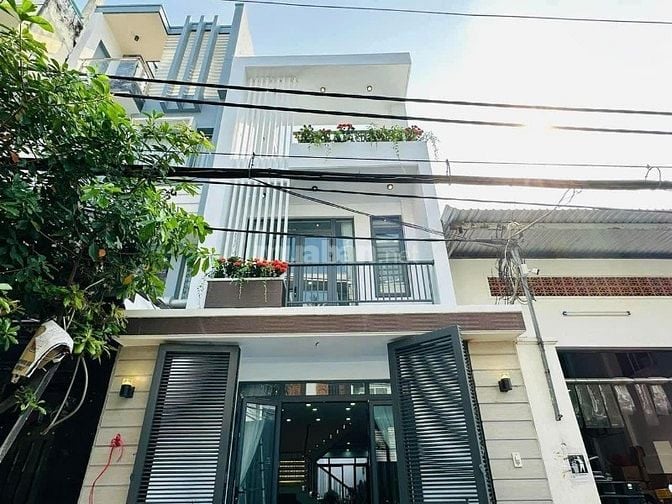 Nhà kí gửi 31m2 2tỷ750tr Nguyễn Đình Chiểu P4 Q3. Sổ hồng riêng.