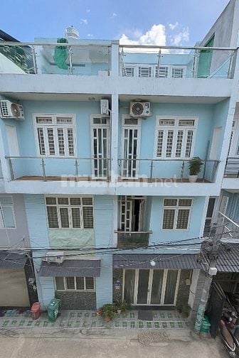 Chính chủ cần bán gấp nhà đẹp ngang 8m Khu vip Bình Tân HXH 