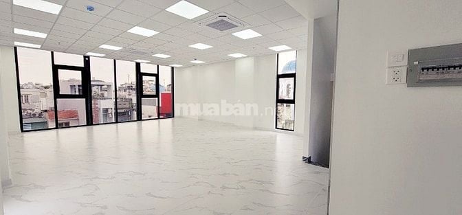 Cho thuê tòa nhà đường Cao Thắng, P.12, Quận 10. Hầm, 6 lầu, thang máy