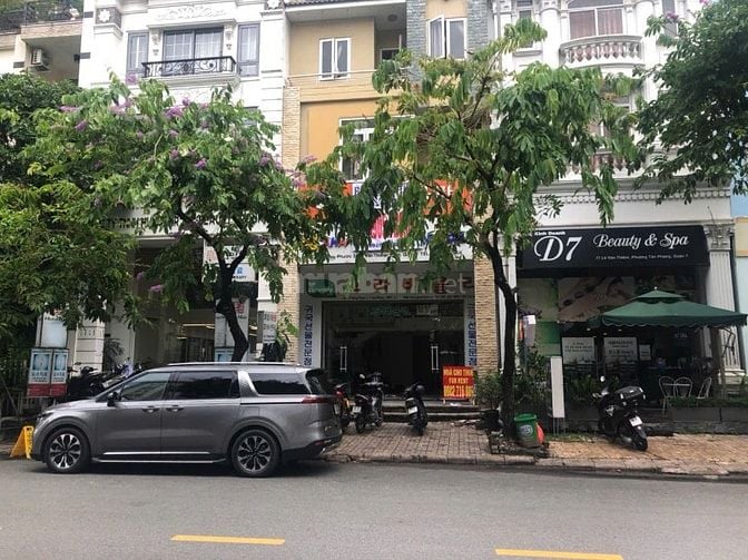Cho thuê nguyên căn nhà phố Hưng Gia Hưng Phước ,Phú Mỹ Hưng giá tốt