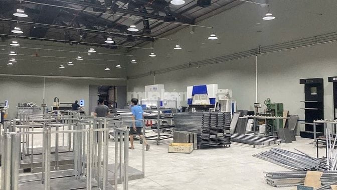 05 LDPT làm việc tại xưởng sắt quận 12
