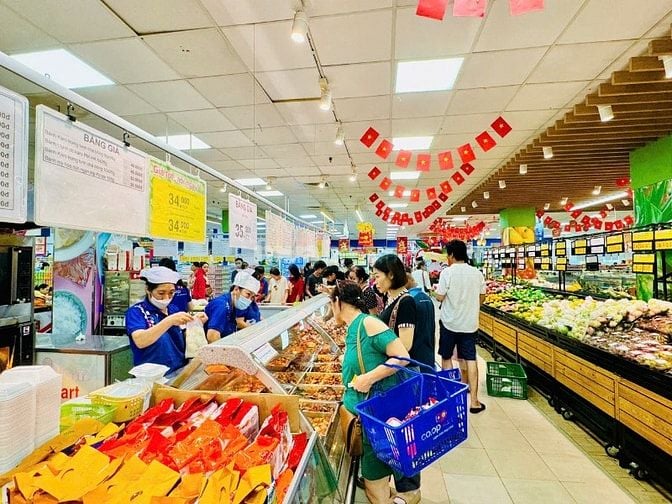 SIÊU THỊ HCM THÔNG BÁO TUYỂN 30 NHÂN VIÊN TRỰC QUẦY-ĐÓNG GÓI-DÁN TEM