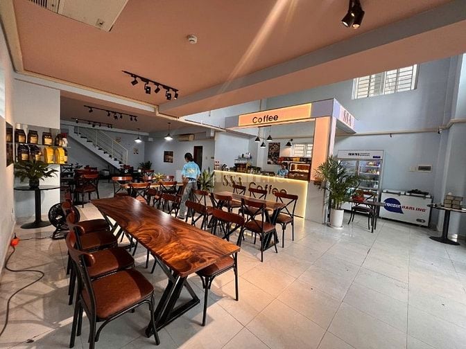  Chỉ 240tr Làm Chủ Quán Cafe Mặt Tiền Chung Cư – Ngang 8m, Decor Mới,