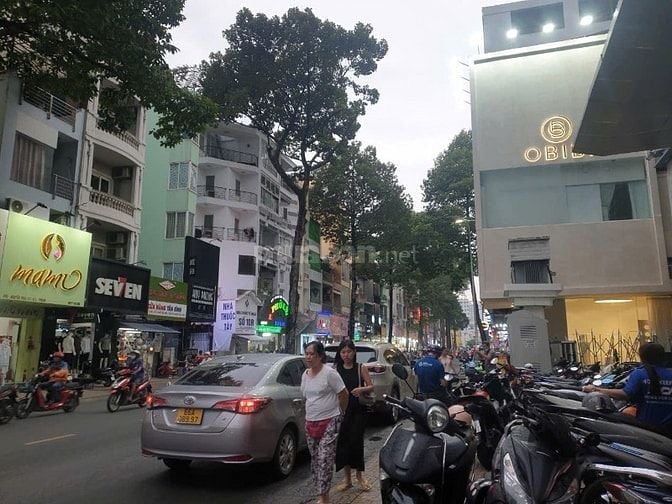 Cho thuê nhà mặt tiền kinh doanh đường Nguyễn Trãi, Phường 8, Quận 5