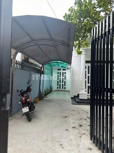 Vỡ nợ nên bán gấp nhà cấp 4 ở hóc môn giá chỉ có 990 triệu, 163m2,SHR.
