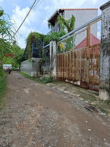 Bán lô 605m góc 2mt đường 9 Long Phước