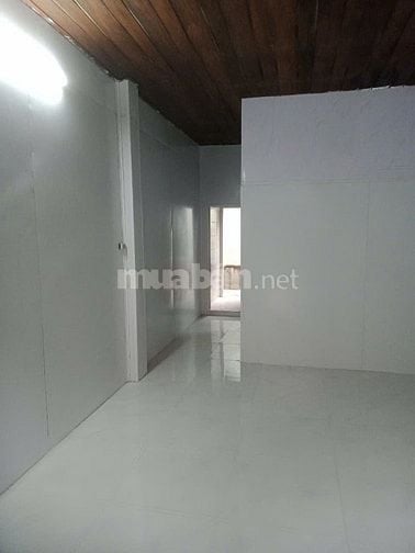 Cho thuê nguyên căn giá 2tr trung tâm phố Phan Thanh