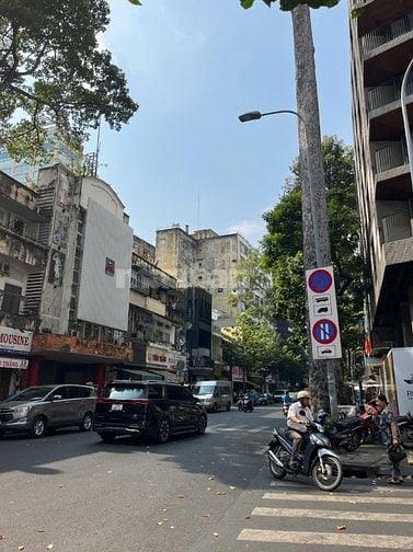 GÓC CHO THUÊ MẶT TIỀN NGUYỄN THÁI BÌNH PHƯỜNG BẾN THÀNH