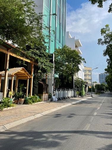Tòa nhà 59 Ngô Thời Nhiệm, Q3. DT 6x15m, hầm 6 tầng ST