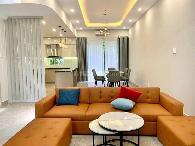 Cho thuê nhà Palm Residence, 6x17m đất, 3 tầng, 4PN, giá tốt