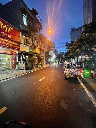 Bán nhà đường số phường Tân Phú Quận 7. Ngay chợ Tân Mỹ, giá 8,6 tỷ 