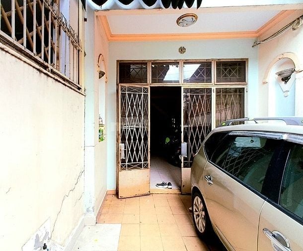 Nhà mặt tiền nhiều tiện ích Tăng Bạt Hổ 