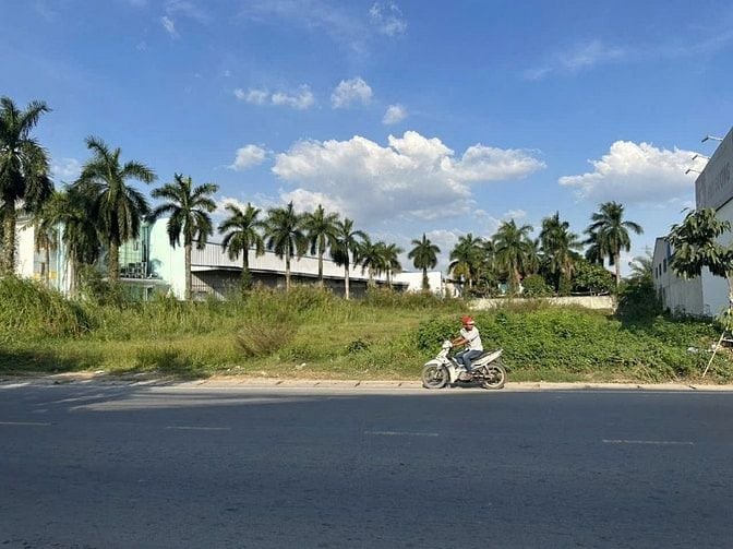 Chính chủ rao bán, đất siêu đẹp đường Đức Hòa Thượng, diện tích 1525 m
