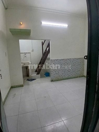 Cho thuê nhà nguyên căn Trần Khánh Dư, Trung tâm Quận 1, sạch đẹp