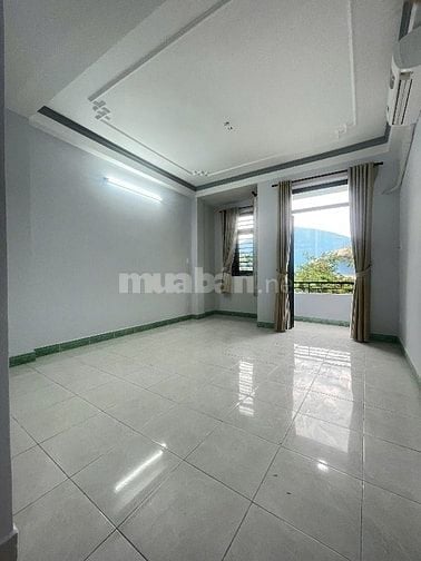 PHÒNG NHÀ NGUYÊN CĂN CHỈ 3TR6 TẠI 247/8 HOÀNG HOA THÁM PHÚ NHUẬN