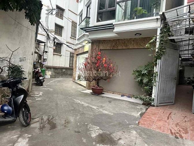 NHÀ MỚI LÔ GÓC PHỐ NGỌC THUỴ - 6TẦNG THANG MÁY - GARA OTO - CHỈ 11 TỶ