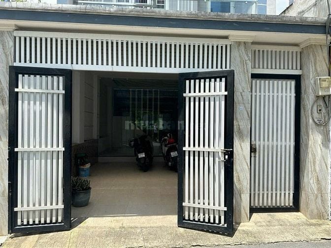 Mặt Tiền khu Lê Văn Thịnh Q2,ngang bự 5.2m, giá mới 9.4 tỷ, hơn 150m2 