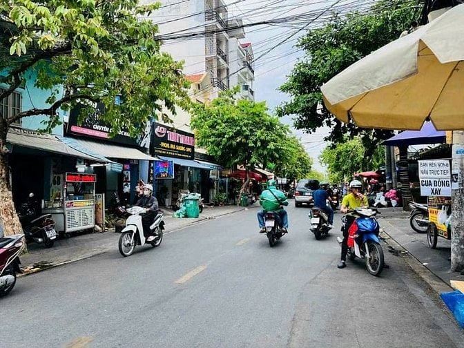 Bán Căn Góc 2 Mặt Tiền Đường đôi 7-9 p Tân Kiểng . Q7. 8,7x20m Giá tốt