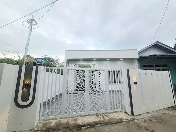 Bán nhanh căn nhà đẹp ở 1/ Đ. An Bình , Trảng Bàng 209m2 SHR giá 740tr