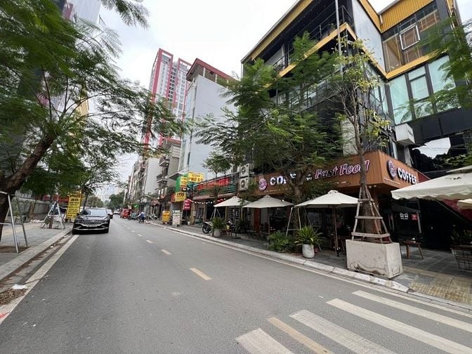 Phân Lô Nguyên Hồng, Ô tô đỗ cửa nhà: 66m- 27,5 tỷ