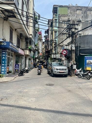Bán nhà Hồ Văn Chương, vài bước ra phố, dt 36m2, 4t, mt 4m, đẹp ở ngay