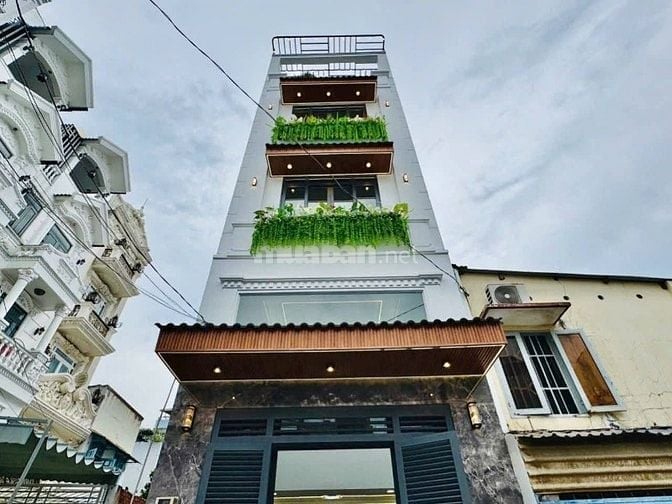 Nhà 4 x 8 đúc 1 lững 3 lầu hẻm 5m phạm văn chiêu phường 8 gò vấp 