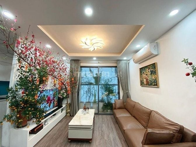 Chính chủ cho thuê chung cư 2 phòng ngủ Chung cư Helios, 75 Tam Trinh