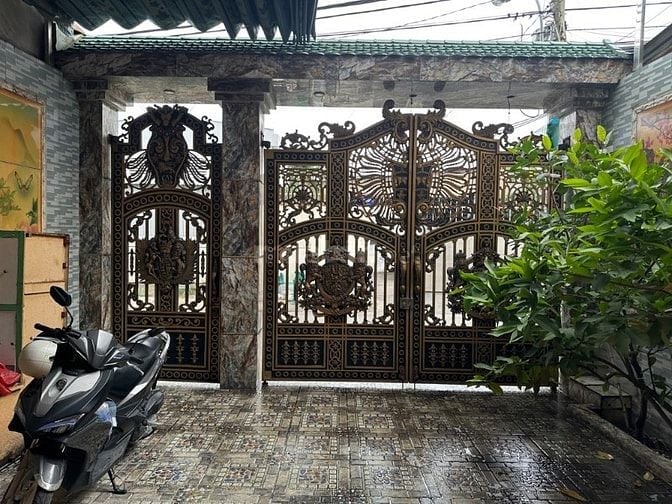 BÁN NHÀ 4TẦNG MT KINH DOANH ĐỈNH SÁT TÊN LỬA NG 6M ĐƯỜNG 10M HƠN 10 TỶ