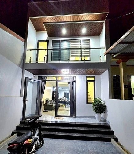 Nhà Mới 1 Trệt 1 Lầu Diện Tích 95m2, Full Nội Thất, Shr, Giá Chỉ 2.35 