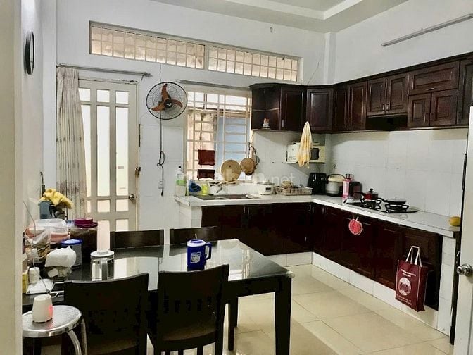 Bán gấp nhà quận 7 nhà 2 tầng trần xuân soạn 